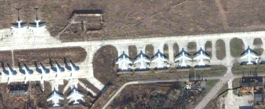 Cамолёты Ил-76 103 военно-транспортного полка
